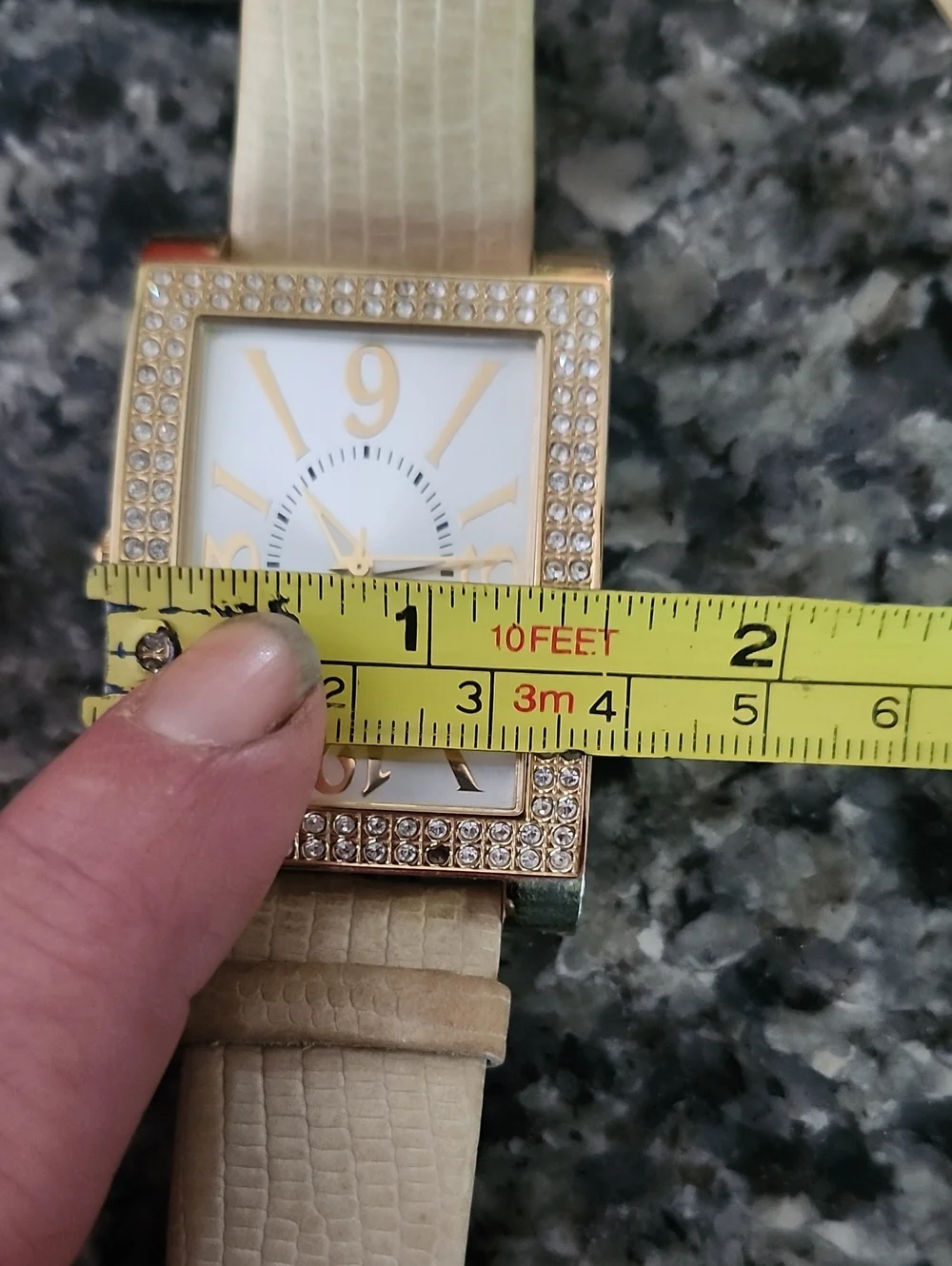 Guess sophisticated rectangular